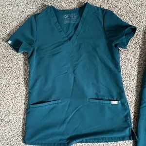 Figs XXS Casma 3 pocket top Caribbean Blue